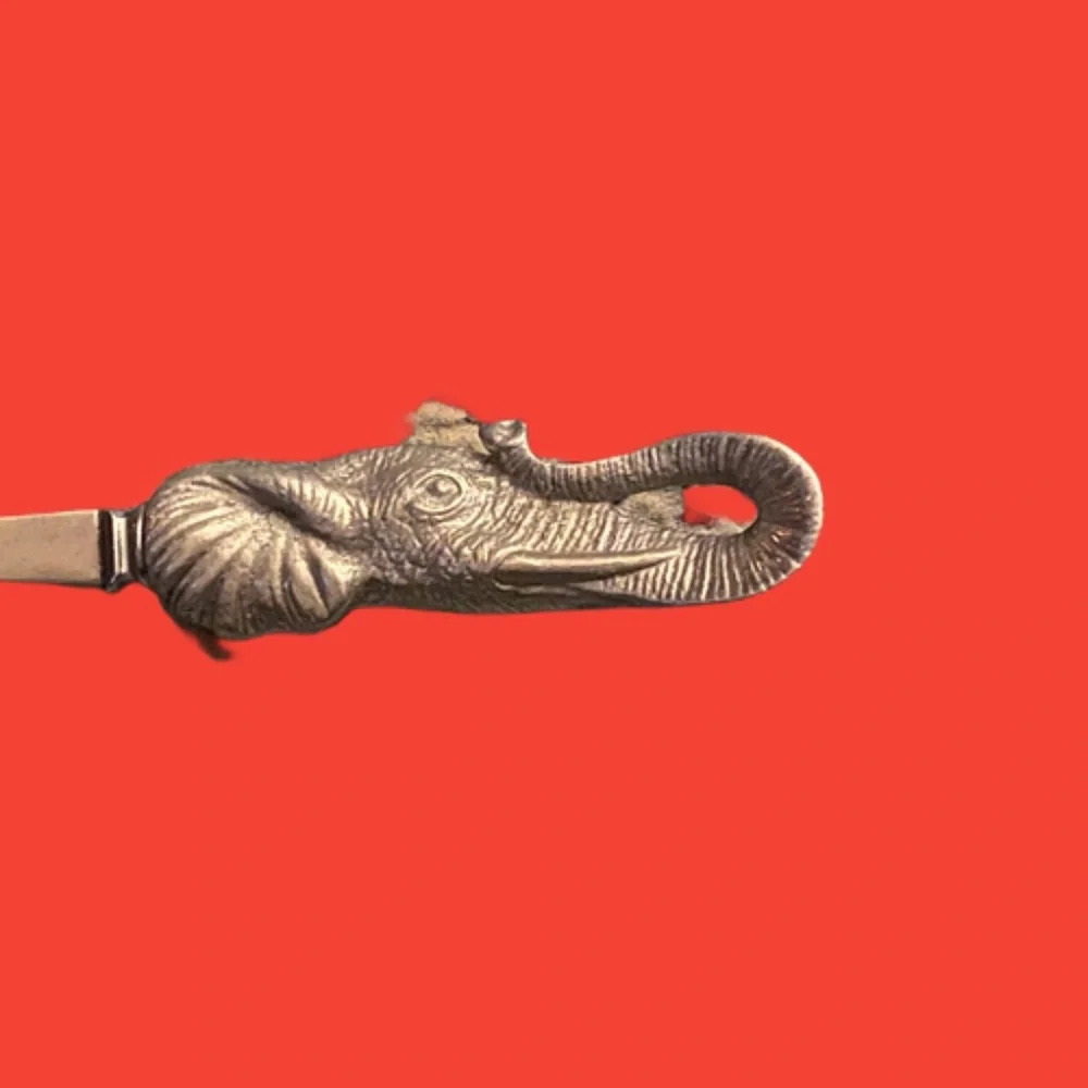 Elephant Handle Cheese Blade